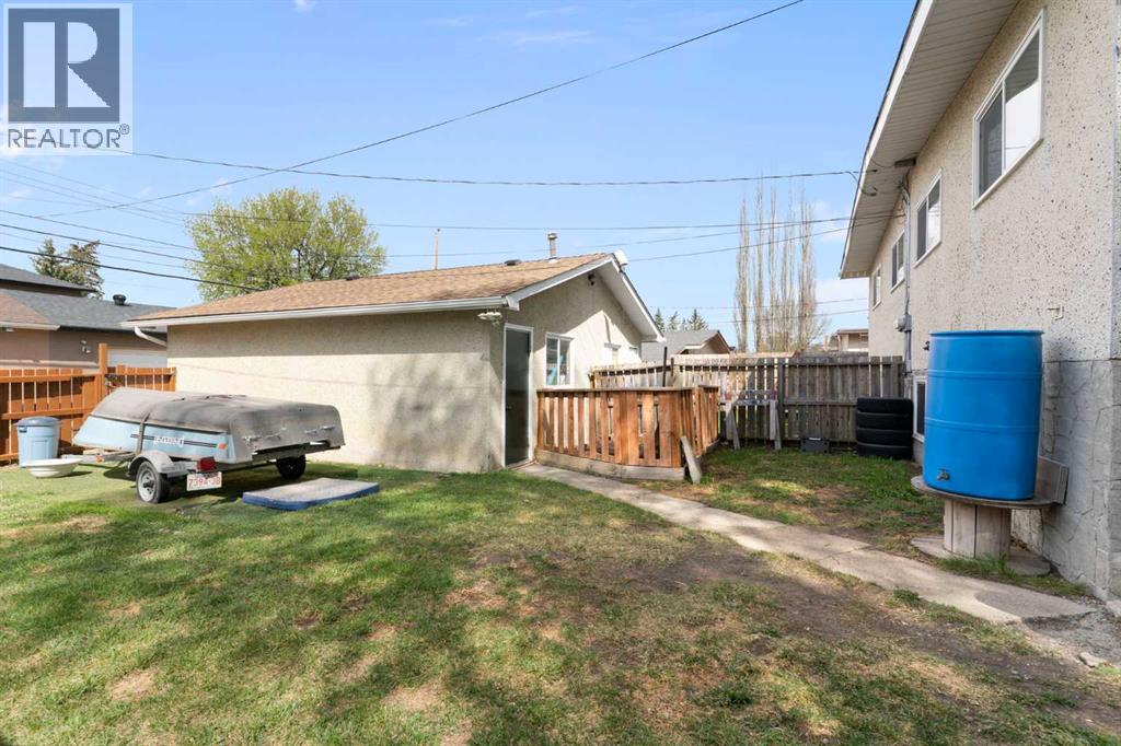7612 35 Avenue NW - 31