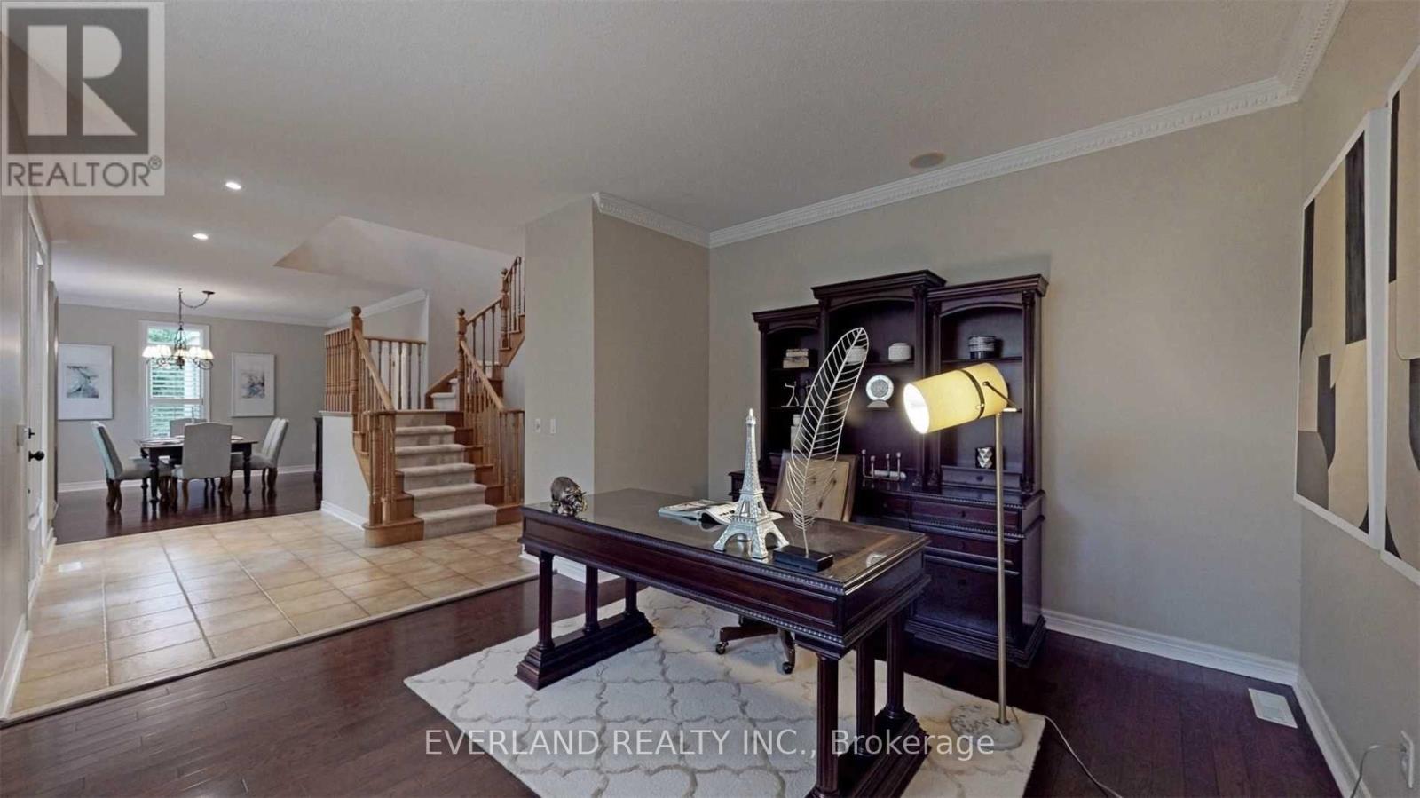 27 THE FAIRWAYS STREET - 10