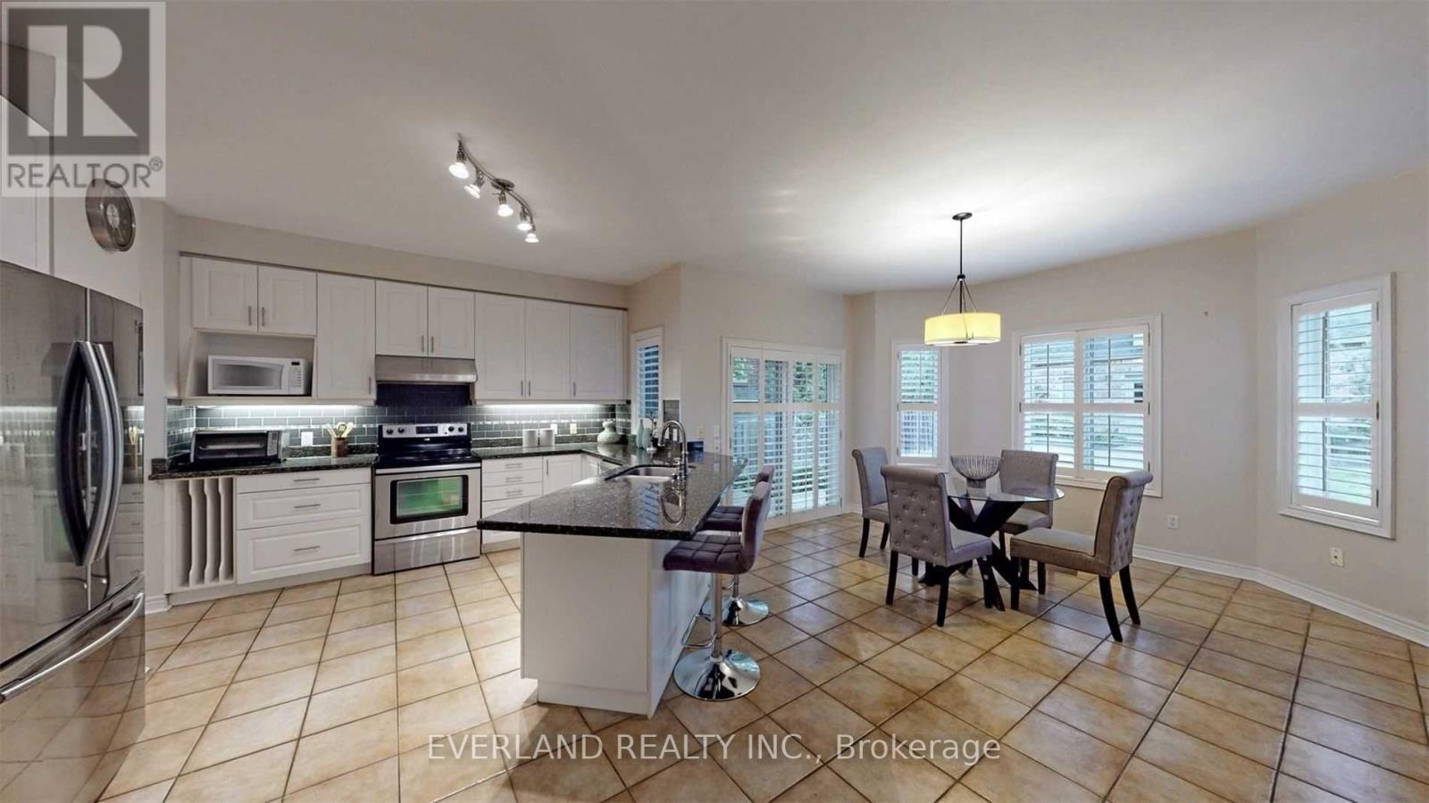 27 THE FAIRWAYS STREET - 14