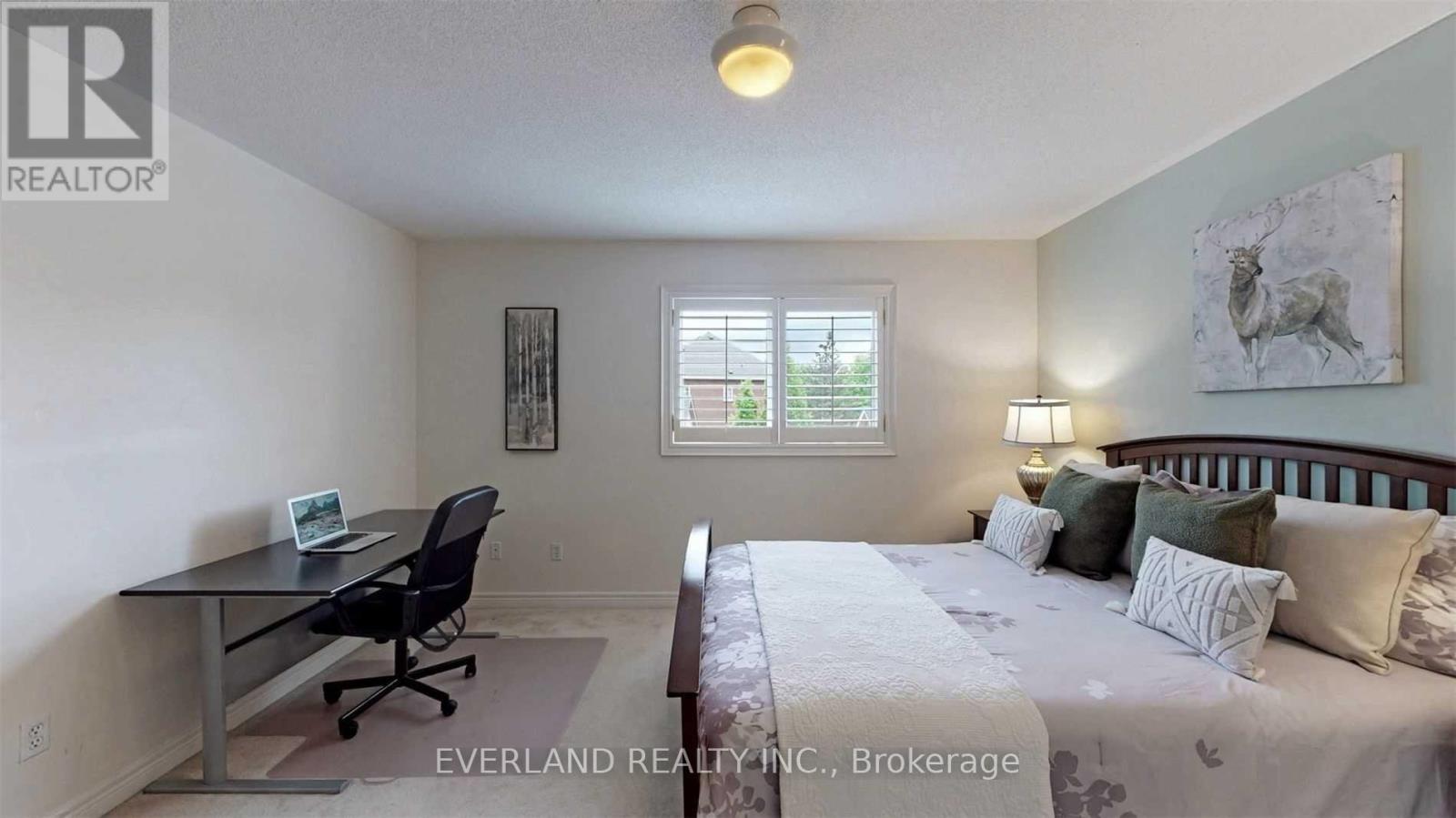 27 THE FAIRWAYS STREET - 27