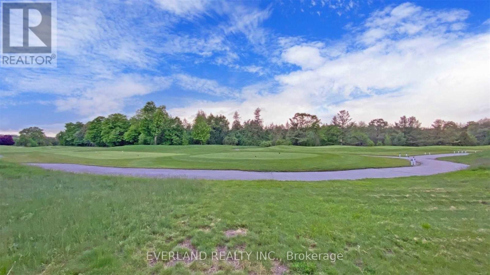 27 THE FAIRWAYS STREET - Image 3