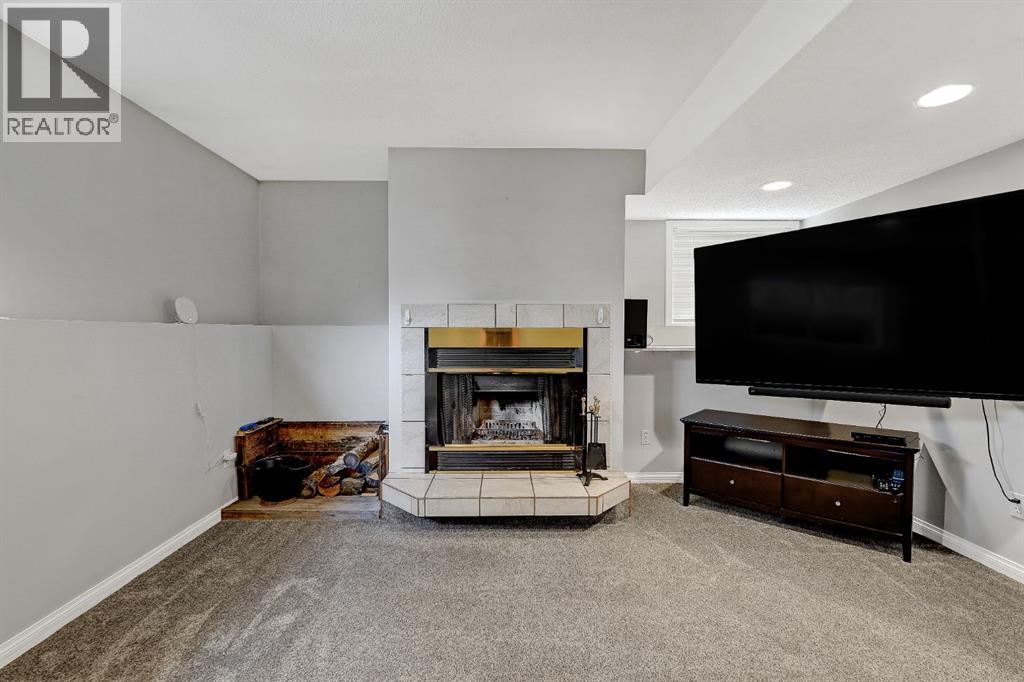 9645 65 Avenue - 22