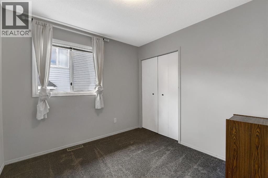 9645 65 Avenue - 14