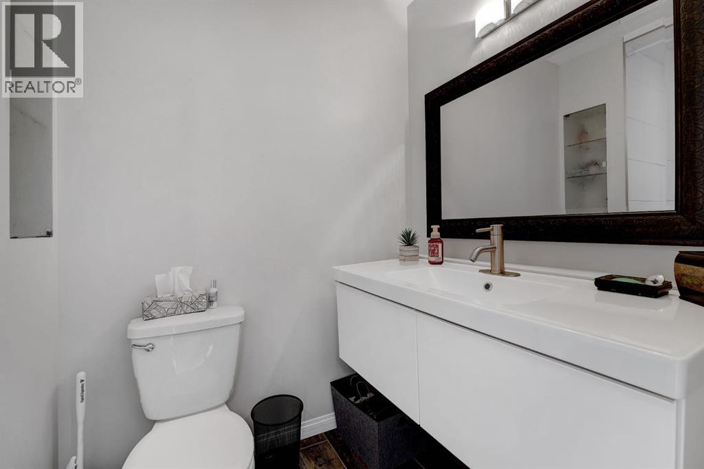 9645 65 Avenue - 18