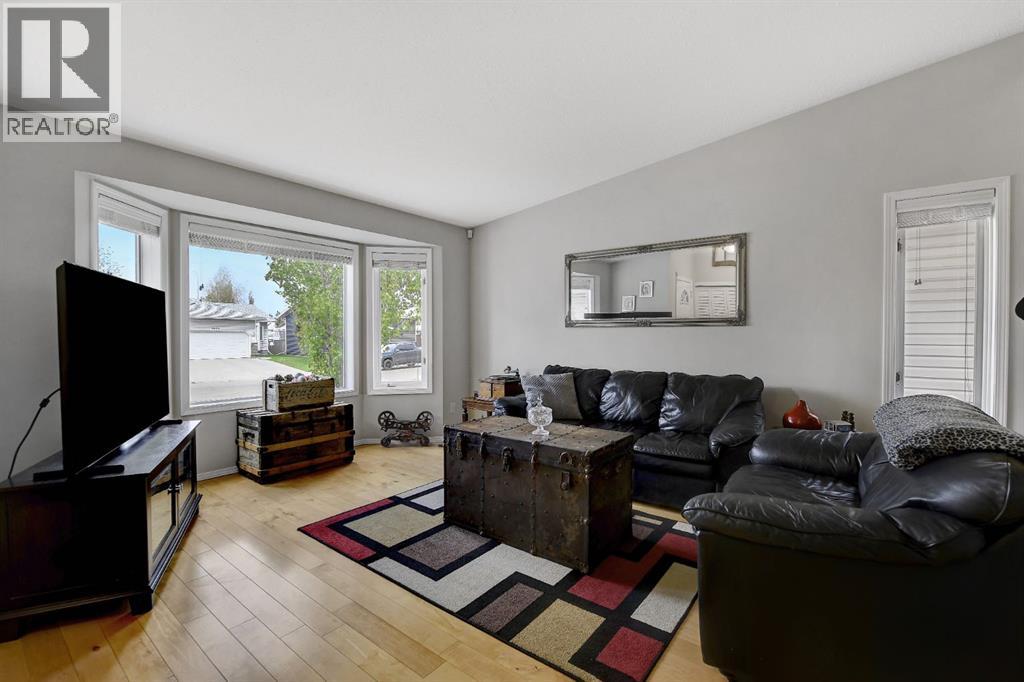 9645 65 Avenue - 5