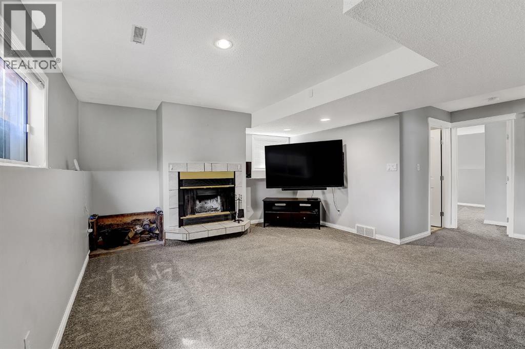 9645 65 Avenue - 21