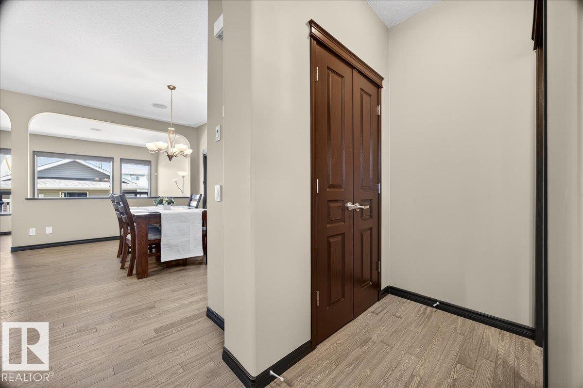 1530 CHAPMAN WY SW - 11