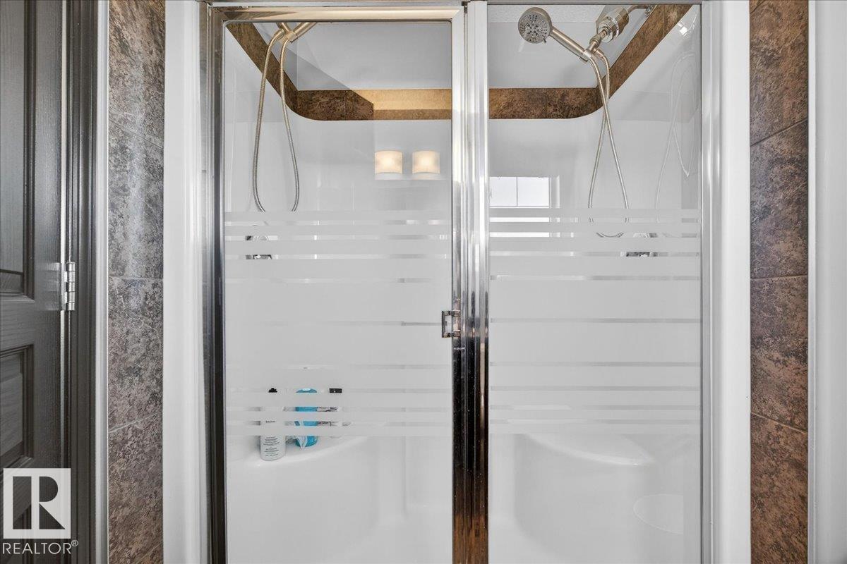 1530 CHAPMAN WY SW - 41