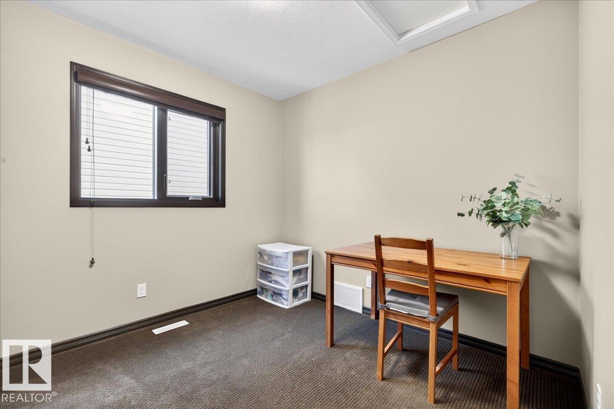 1530 CHAPMAN WY SW - 29