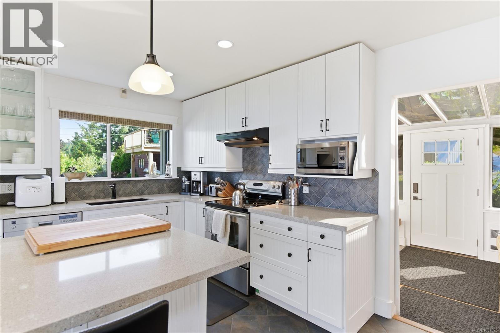 1510 Haida Way - 24