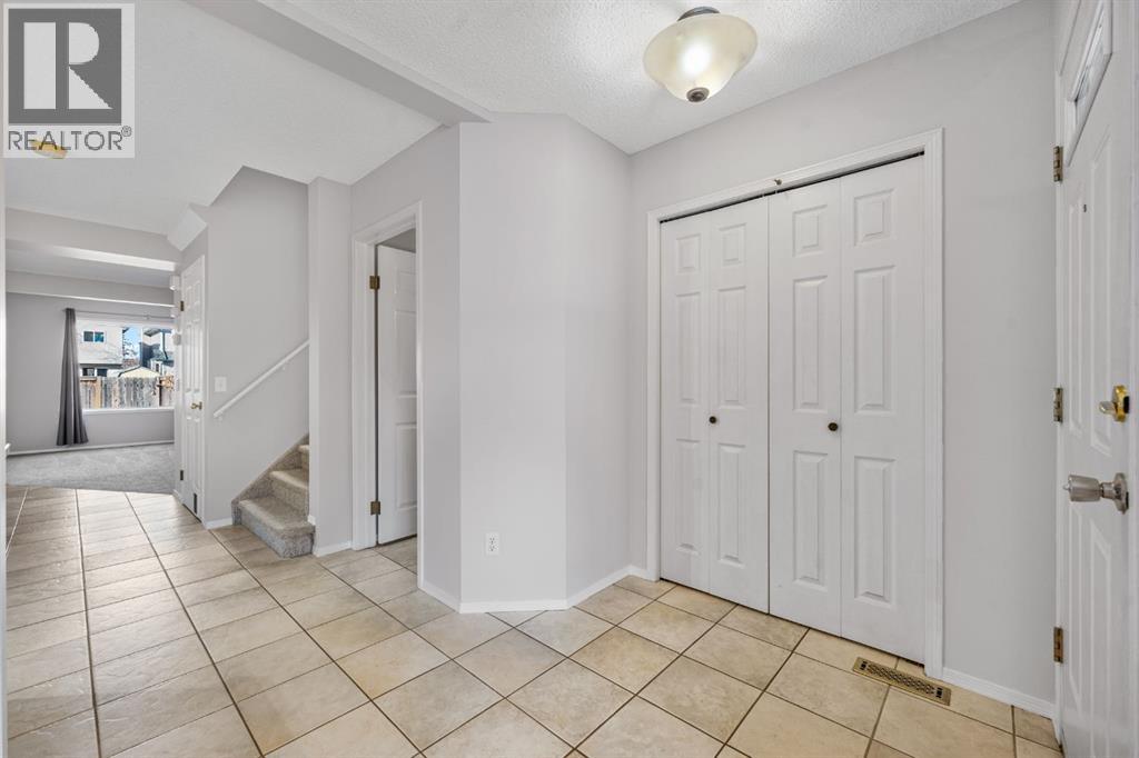 45 Country Hills Crescent NW - 9