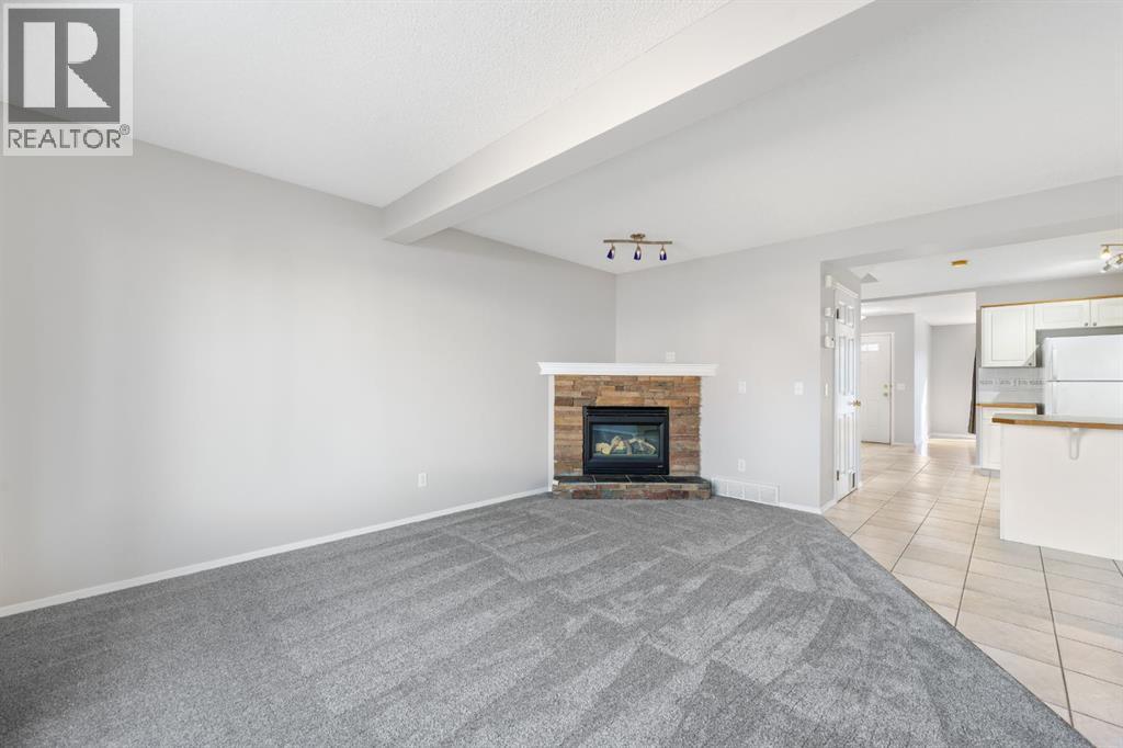 45 Country Hills Crescent NW - 23
