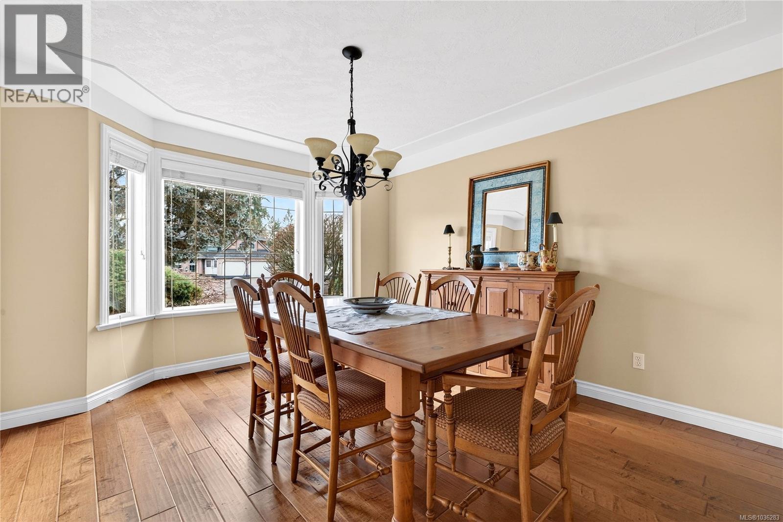 2257 Tarn Pl - 14