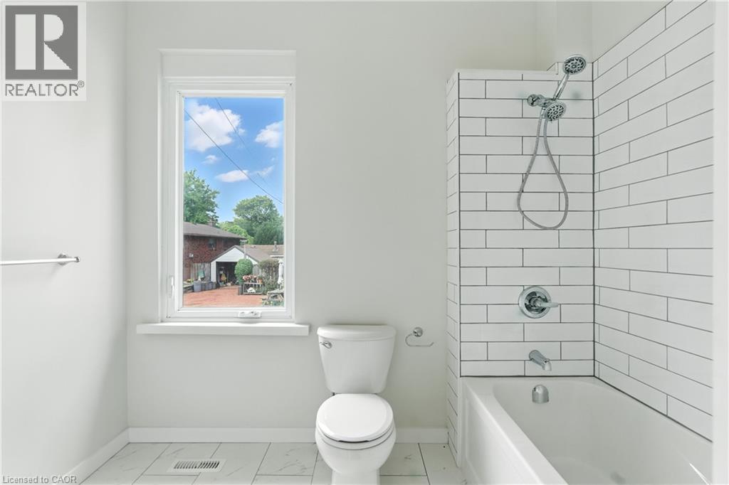 684 BEACH Boulevard - 31
