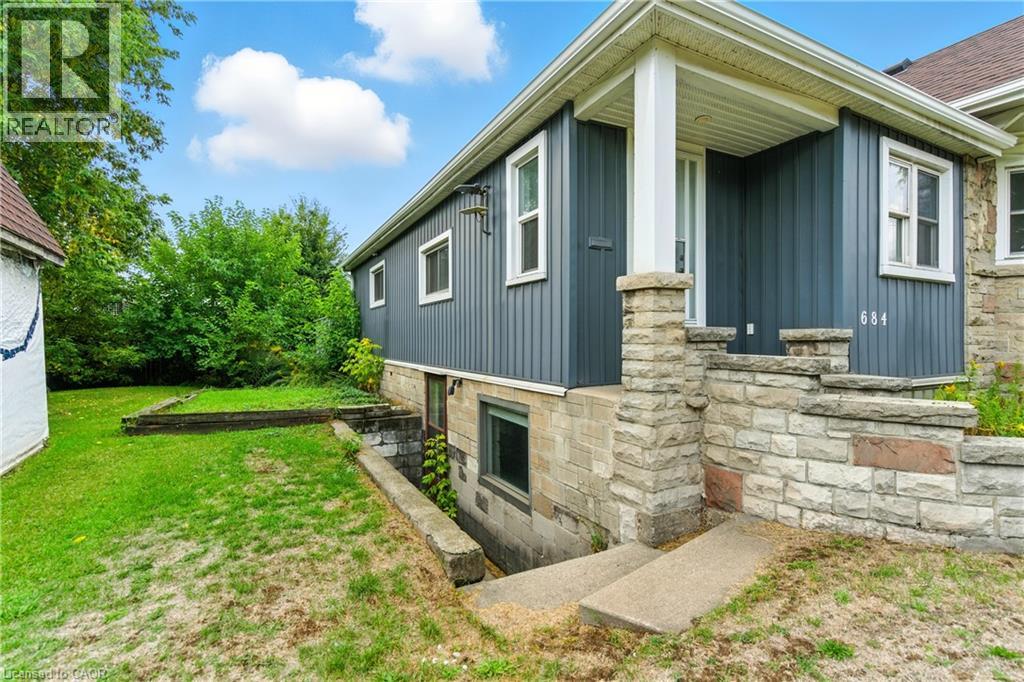 684 BEACH Boulevard - 37