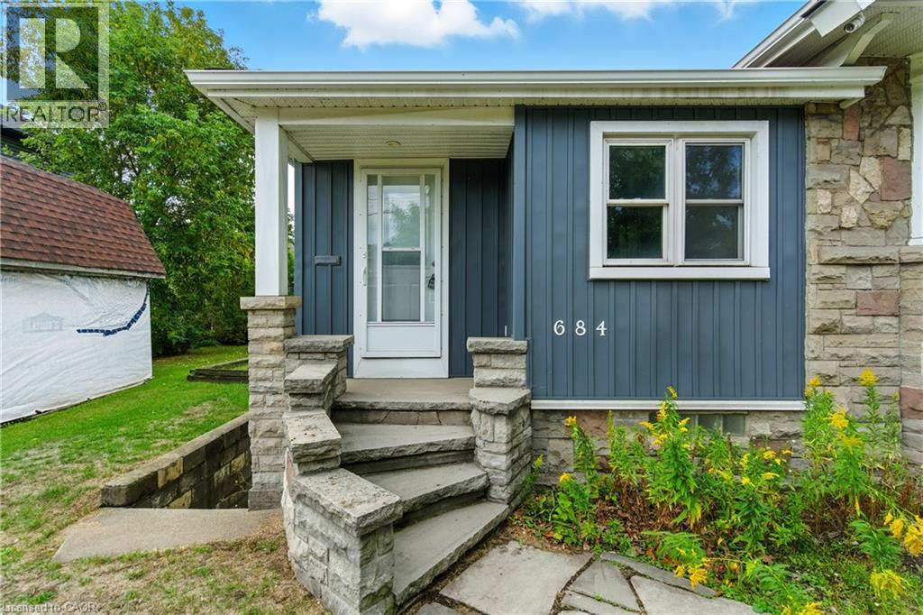 684 BEACH Boulevard - 5