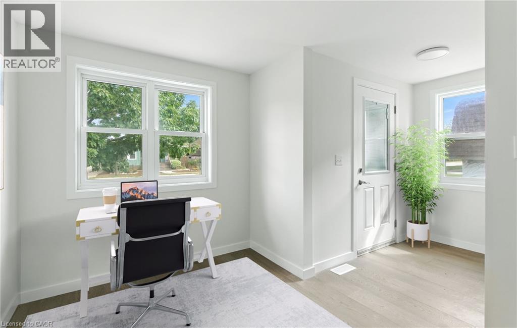 684 BEACH Boulevard - 9