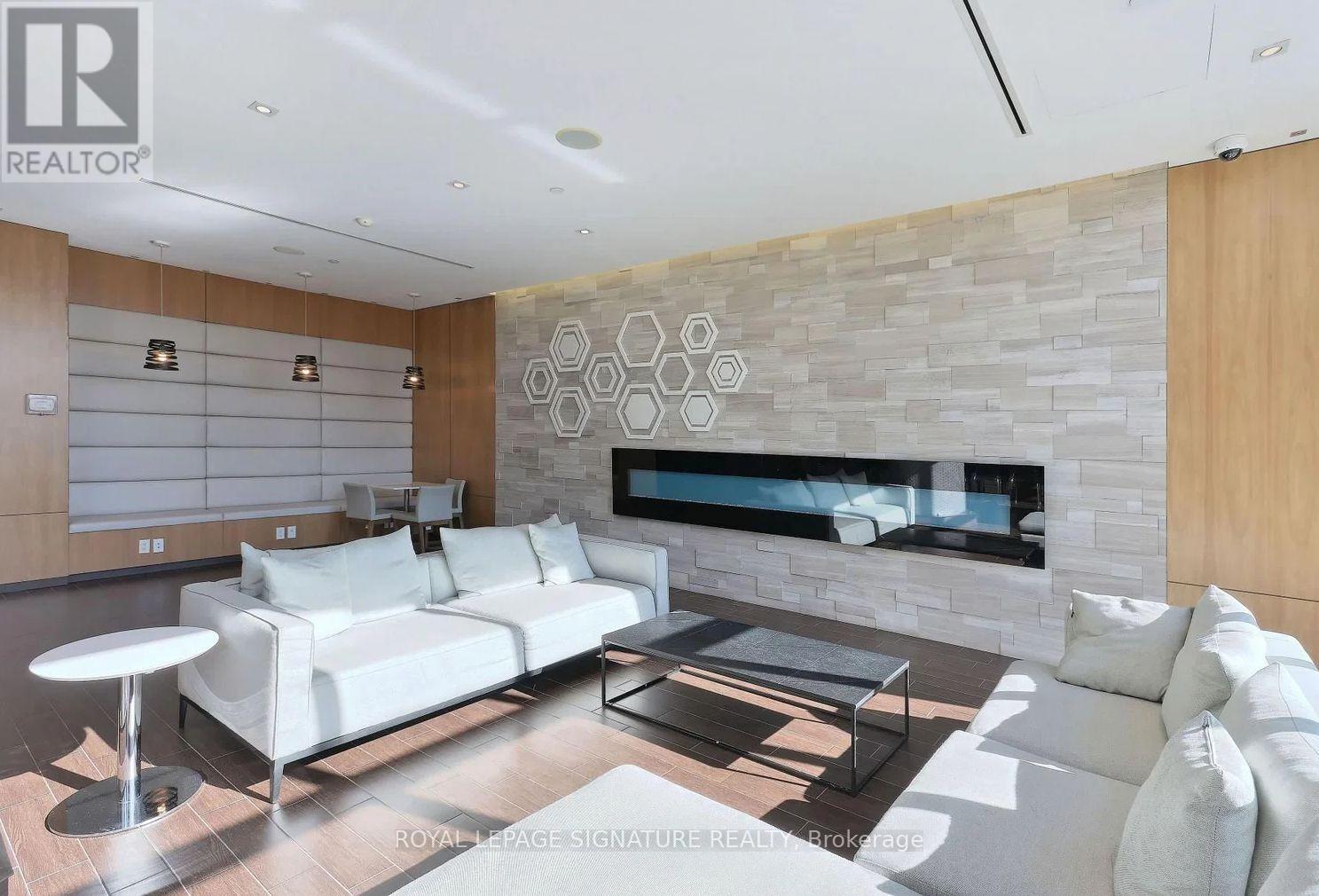 #301 36 PARK LAWN ROAD - 30