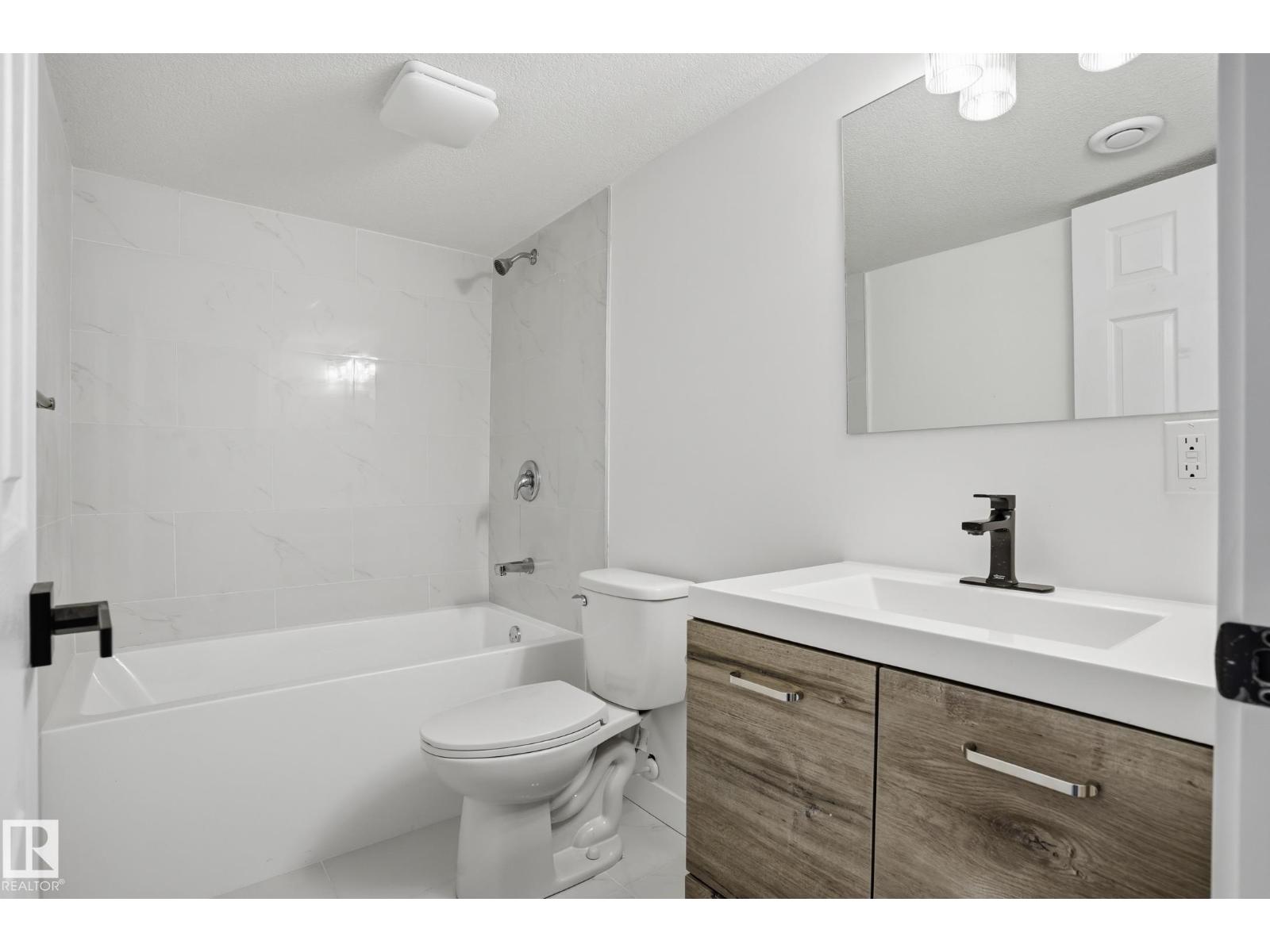 2917 16A AV NW - 27