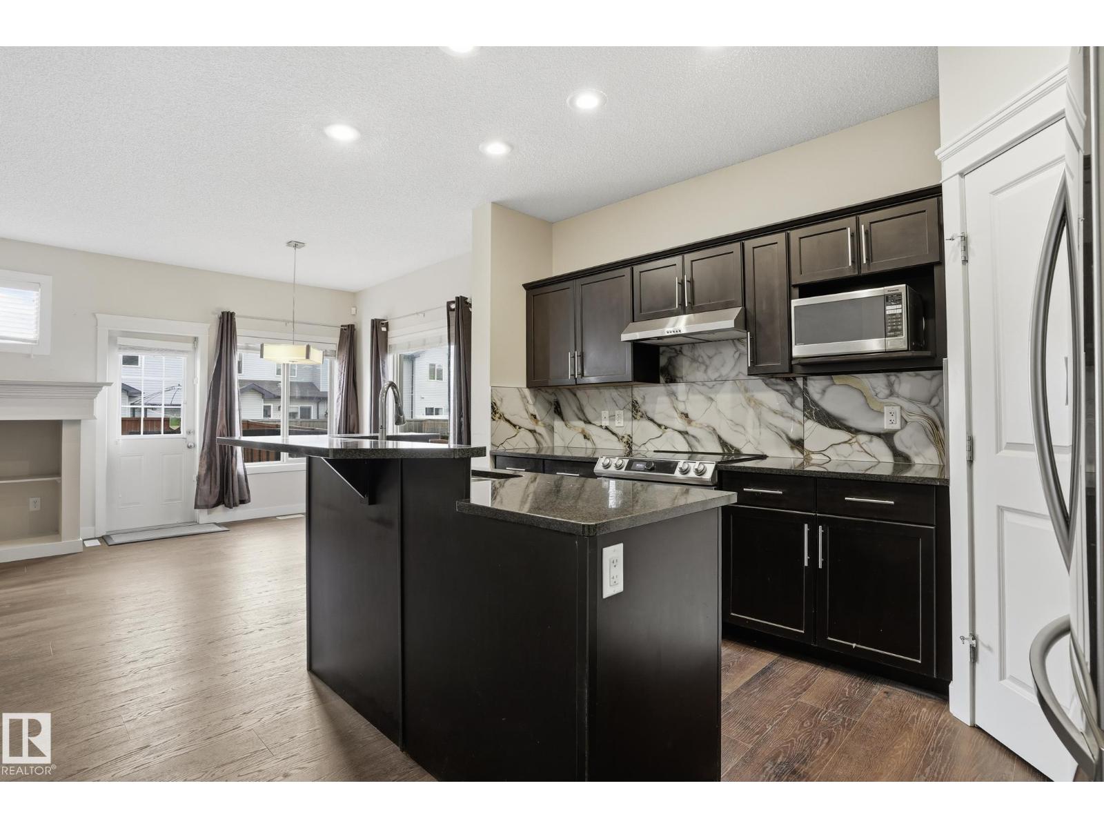 2917 16A AV NW - 5
