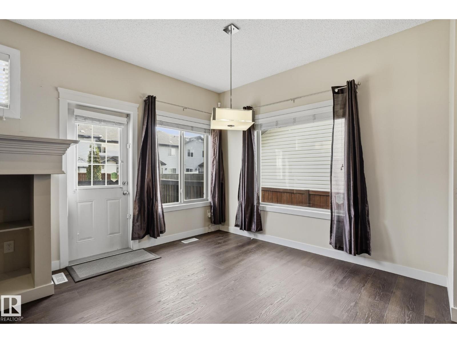 2917 16A AV NW - 9