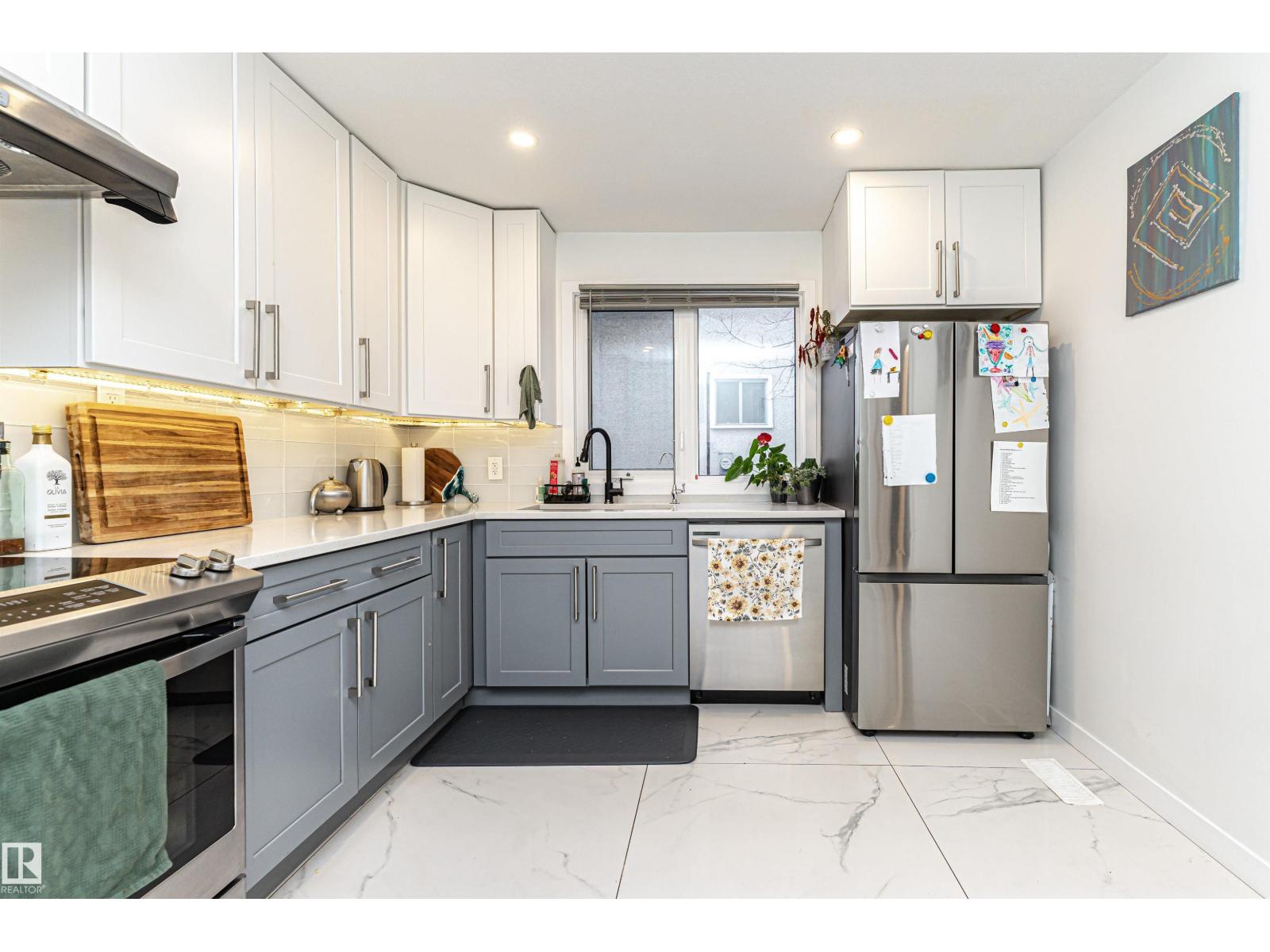 17716 84 Ave NW - 16