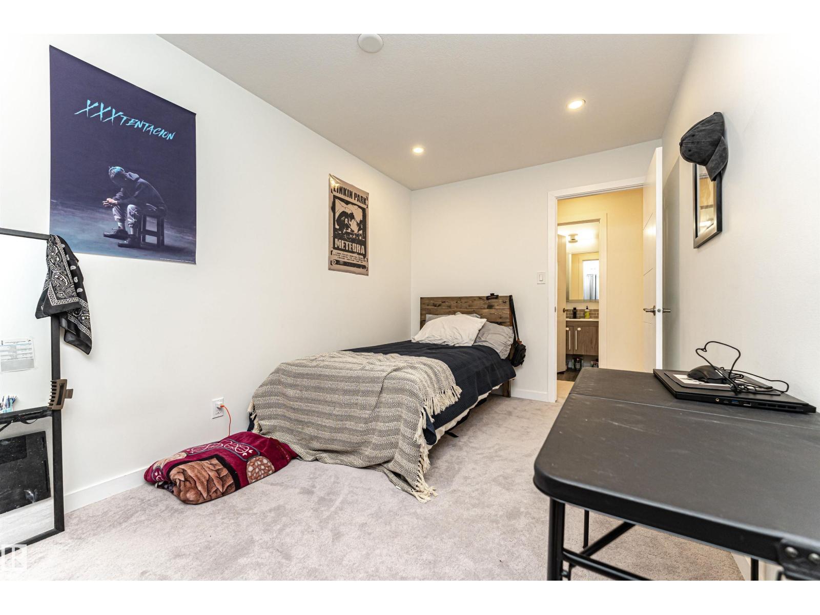 17716 84 Ave NW - 29