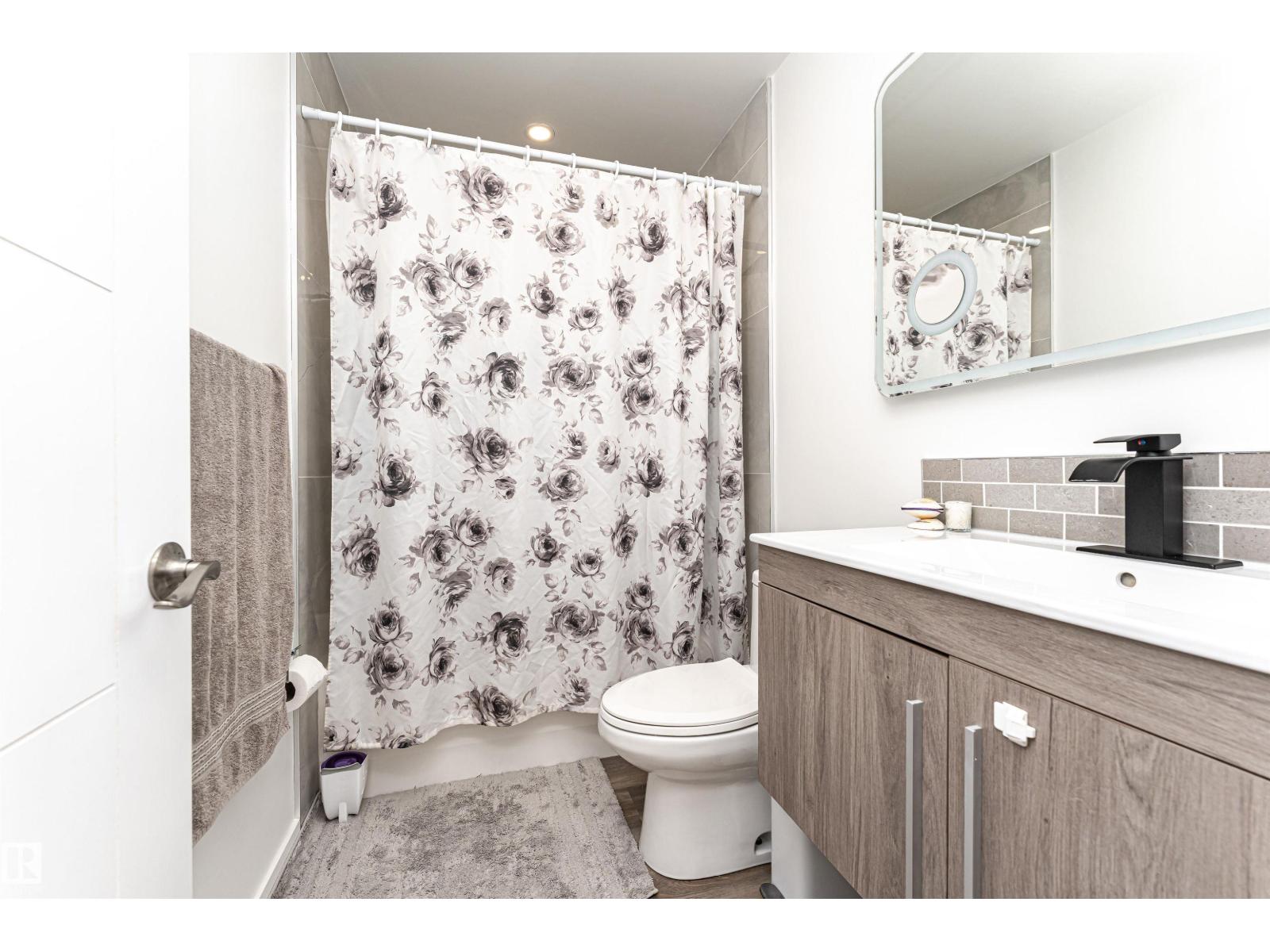 17716 84 Ave NW - 35