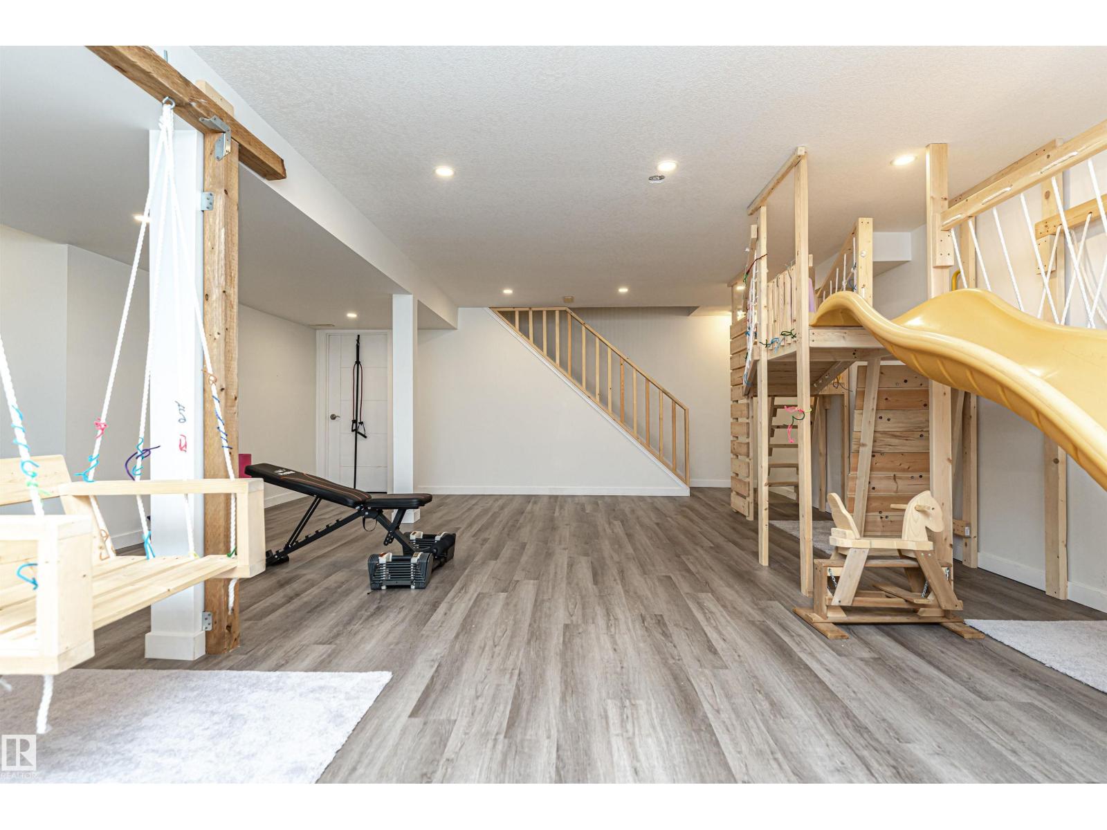 17716 84 Ave NW - 41