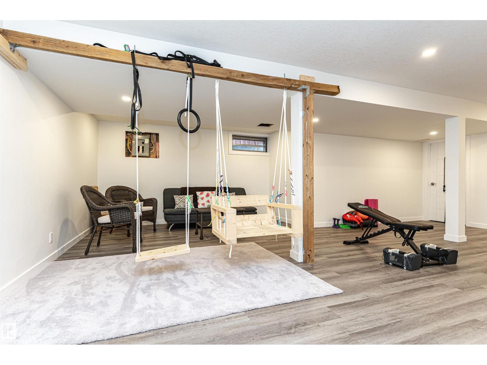 17716 84 Ave NW - 42