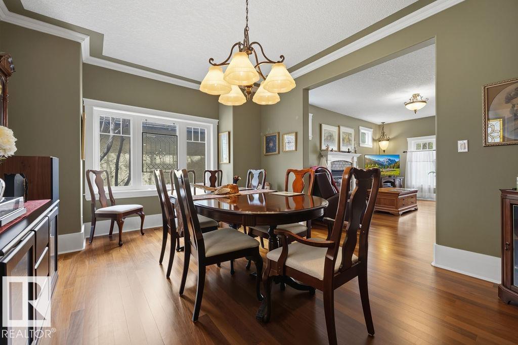 11137 81 AV NW - 12