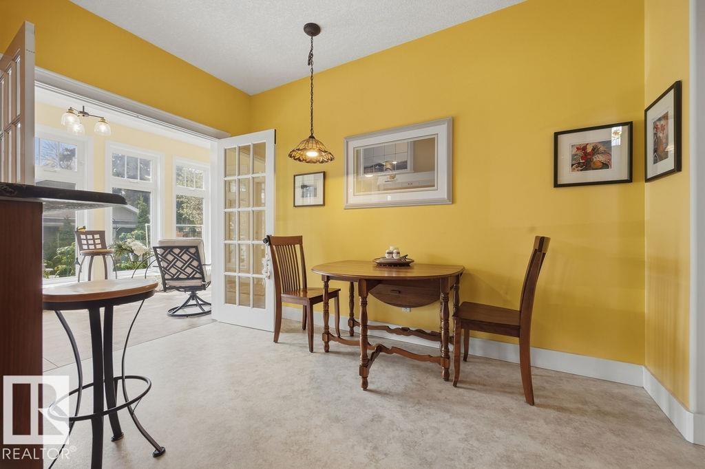 11137 81 AV NW - 22