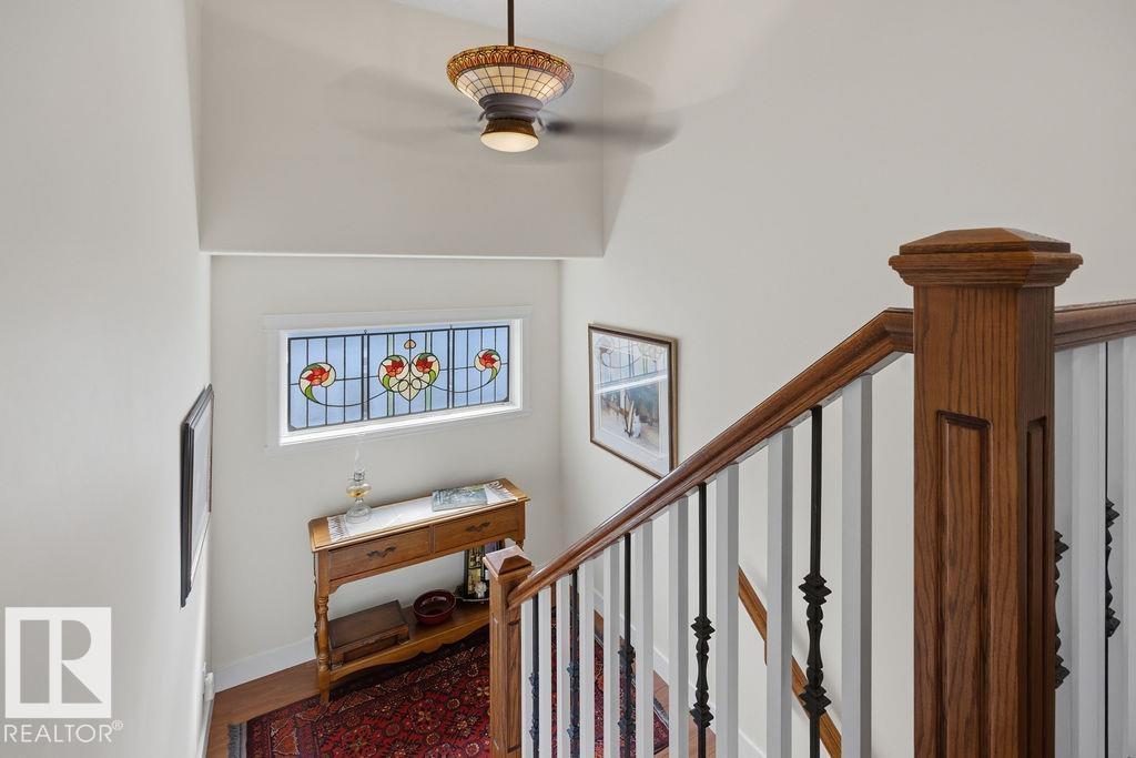 11137 81 AV NW - 26