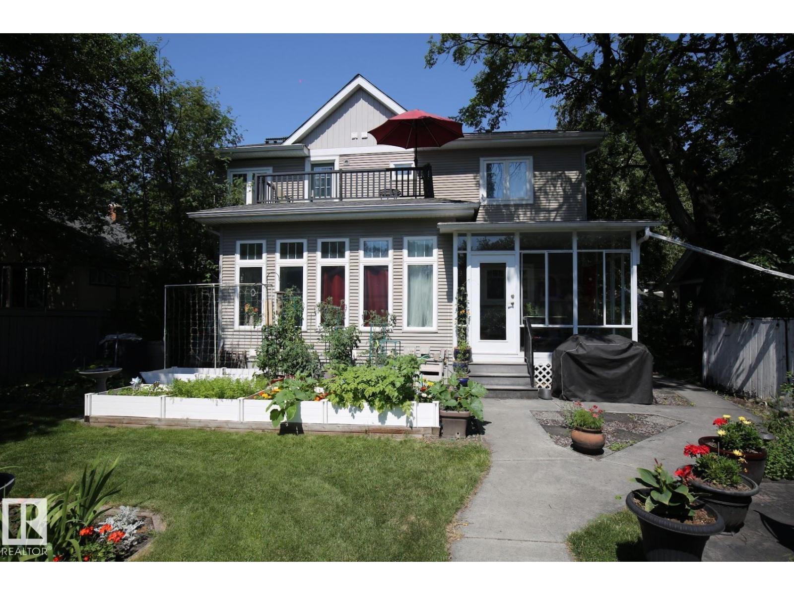11137 81 AV NW - 63