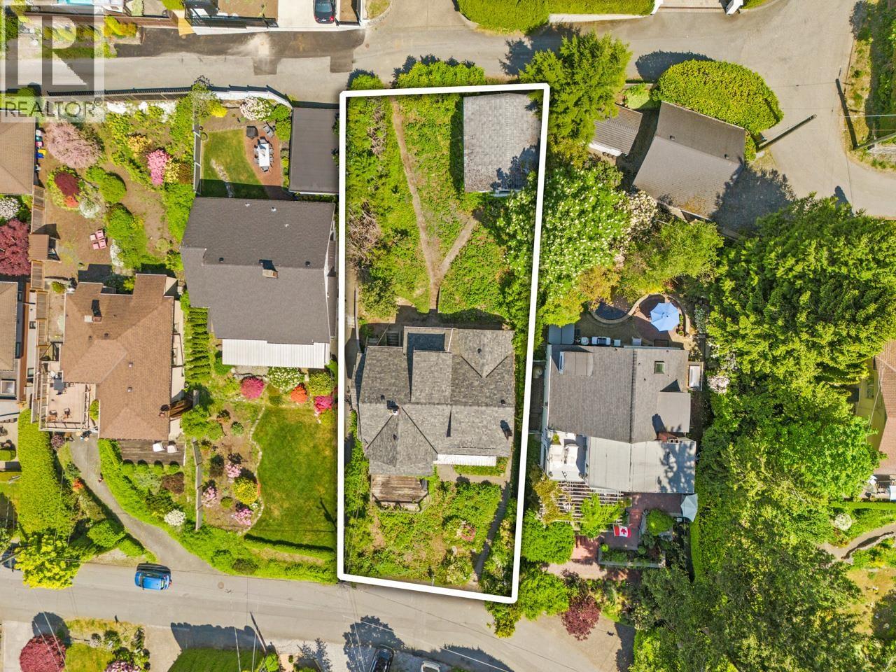 1013 DUCHESS AVENUE, West Vancouver