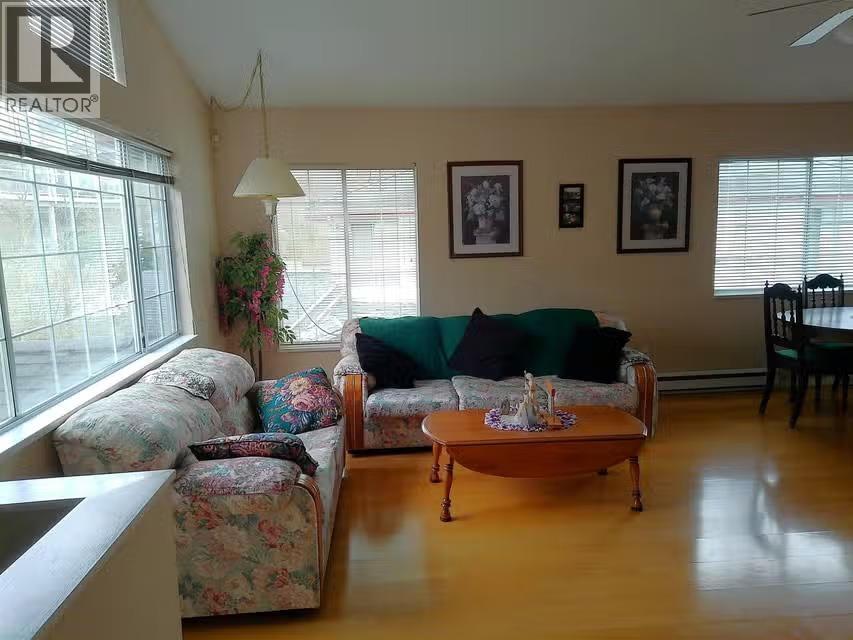 38 11502 BURNETT STREET, Maple Ridge