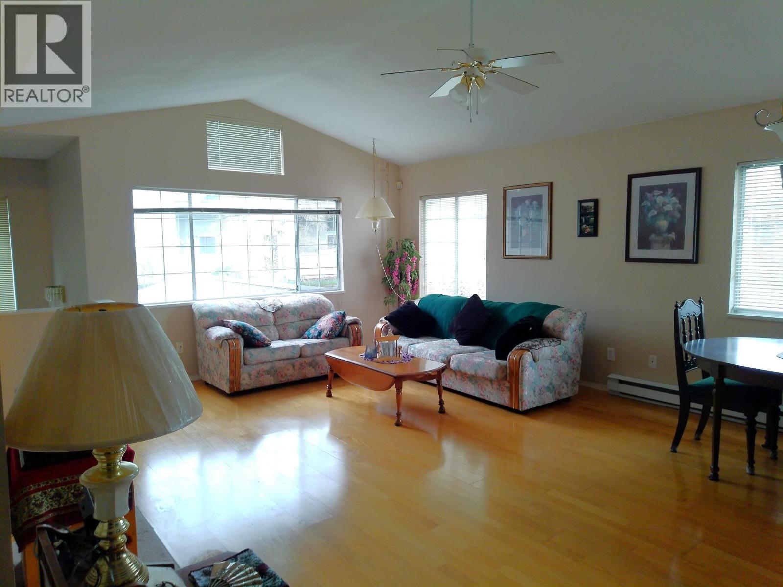38 11502 BURNETT STREET, Maple Ridge