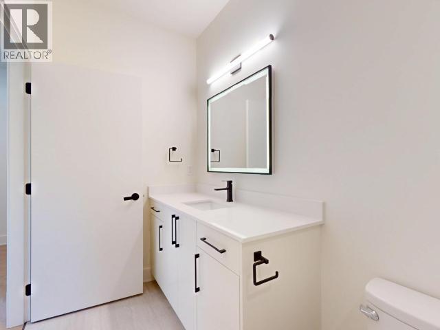 4158 BOWNESS AVE - 28