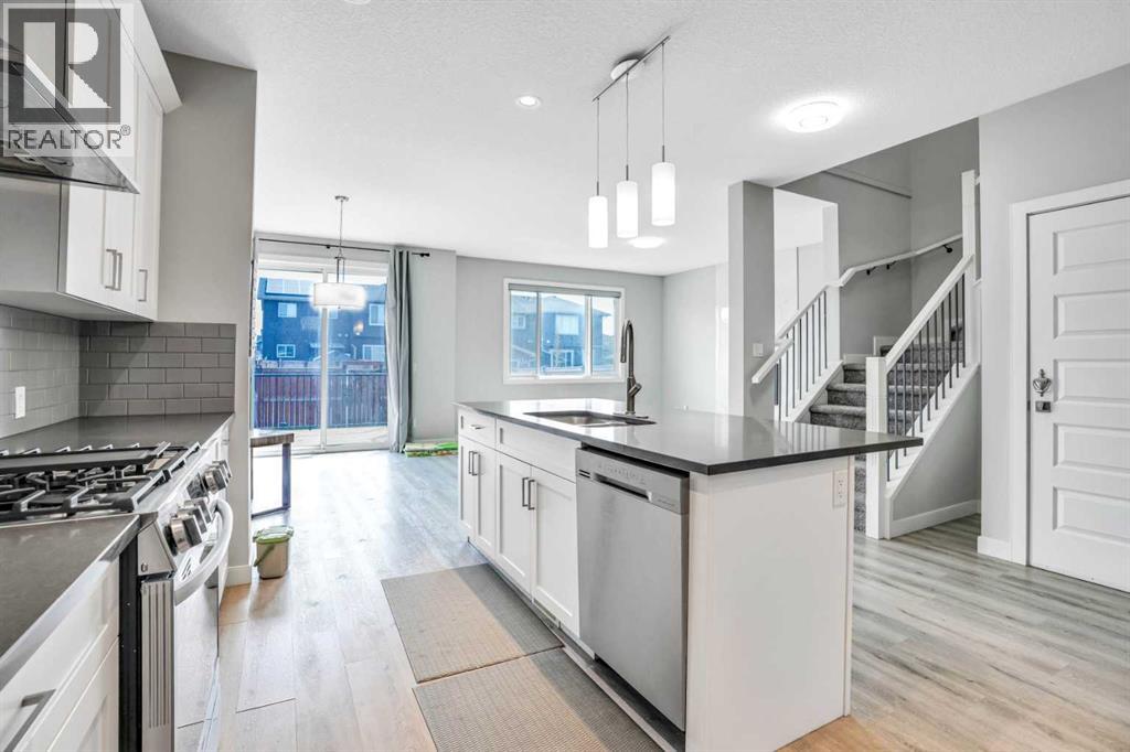 14 Evansfield Green NW - 13