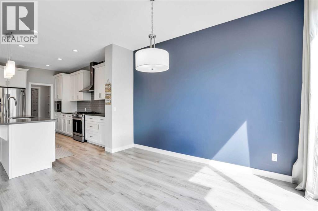 14 Evansfield Green NW - 16