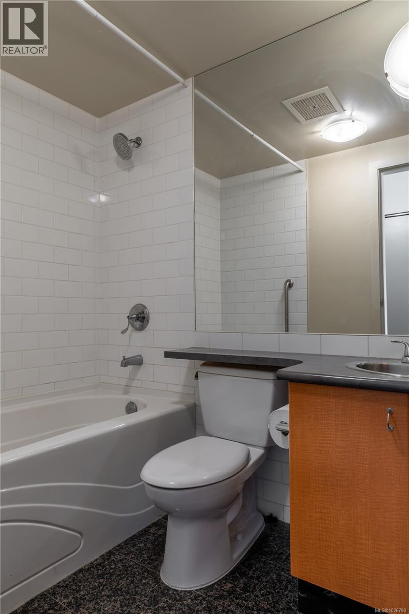 419 409 Swift Street, Victoria