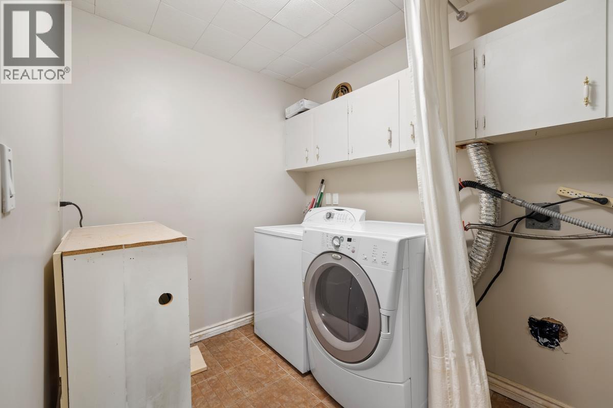 2685 SKILIFT PLACE, West Vancouver