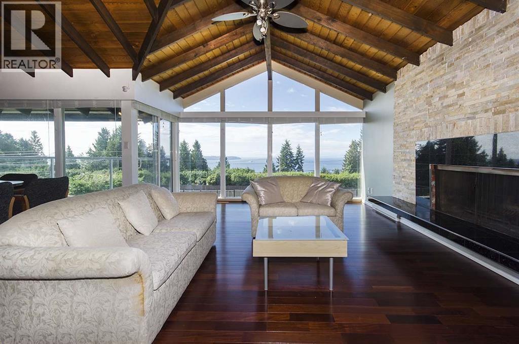 2685 SKILIFT PLACE, West Vancouver