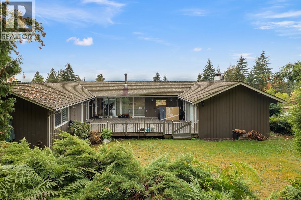 2685 SKILIFT PLACE, West Vancouver