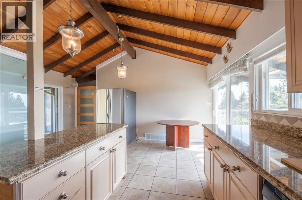 2685 SKILIFT PLACE, West Vancouver