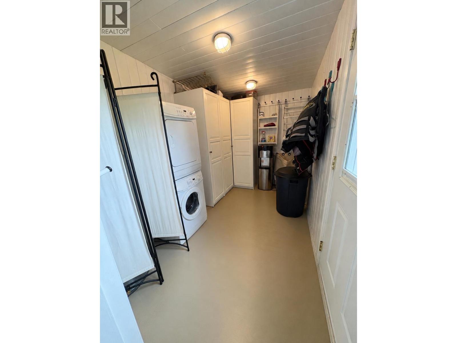 Photo 10 of 25 — 26225 N NESS LAKE ROAD · Prince George, BC