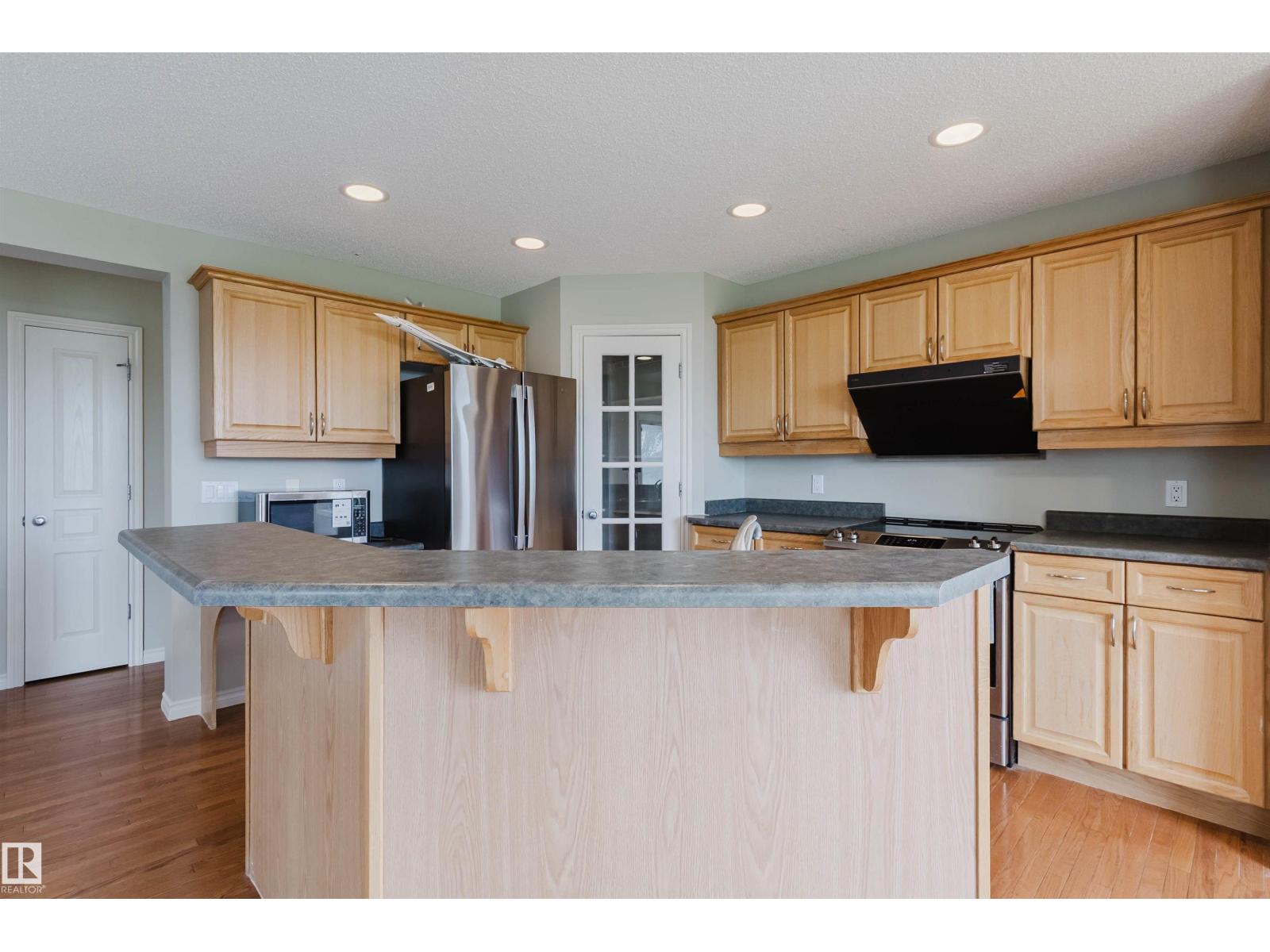3534 MCLEAN CR SW - 12