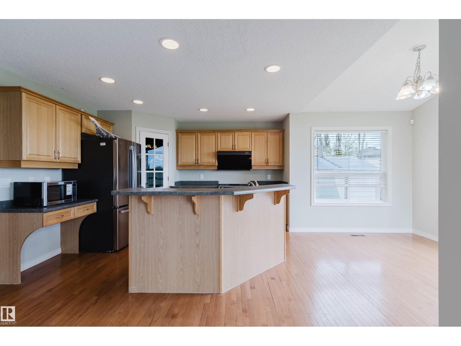 3534 MCLEAN CR SW - 11
