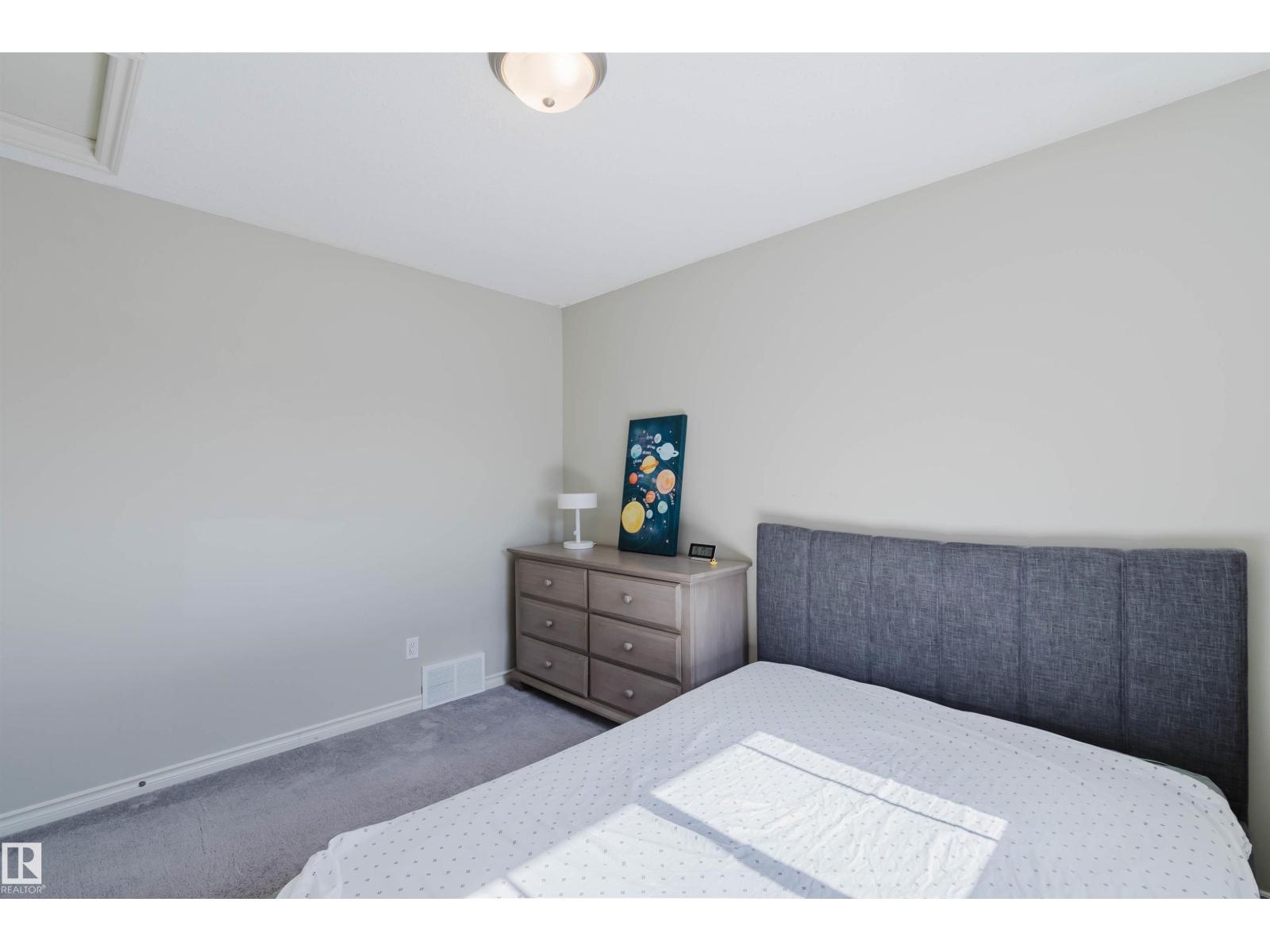 3534 MCLEAN CR SW - 37