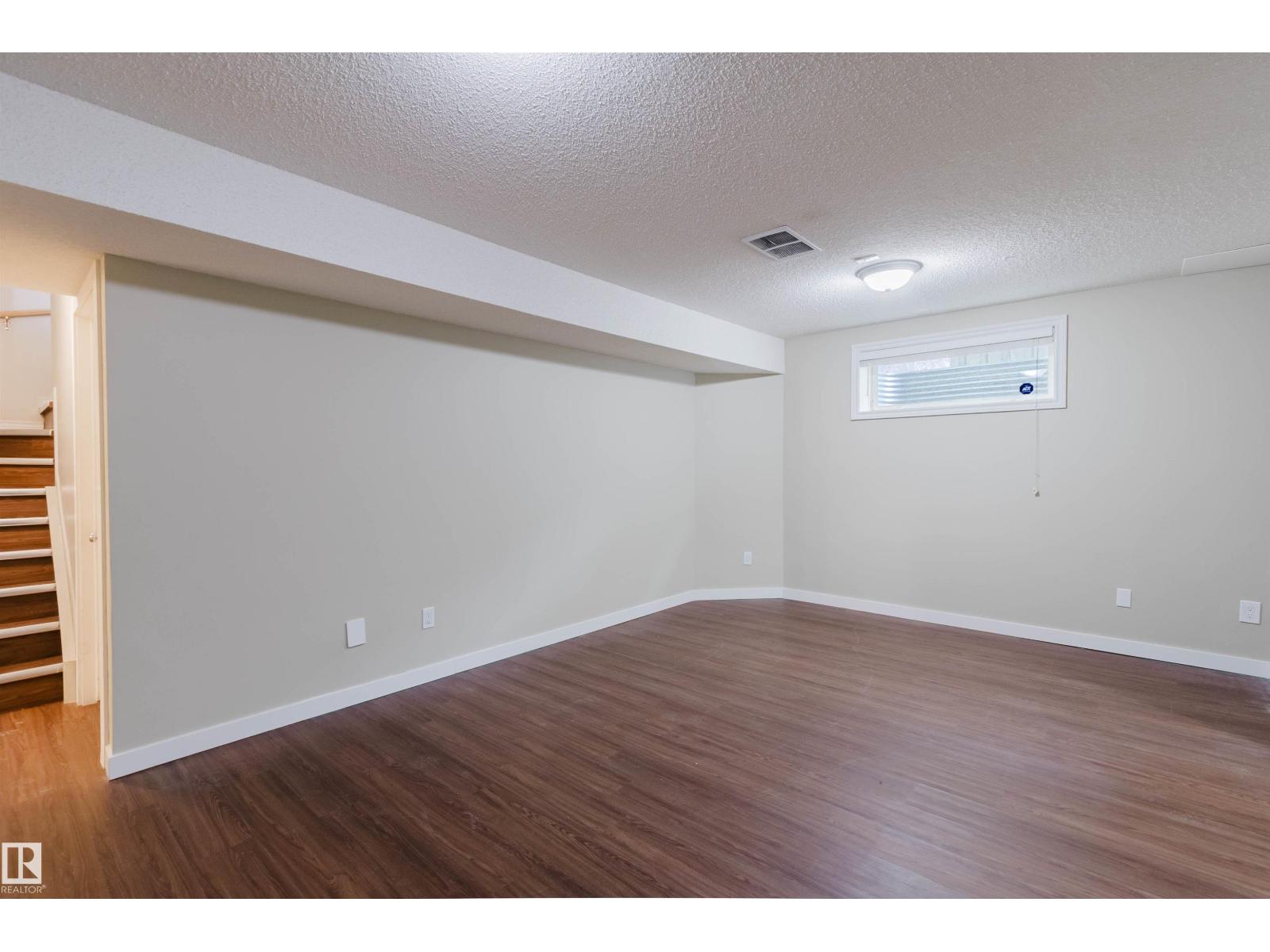 3534 MCLEAN CR SW - 45